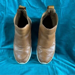 Women’s Nike Air Max Thea Mid Ale Brown Size 8.5